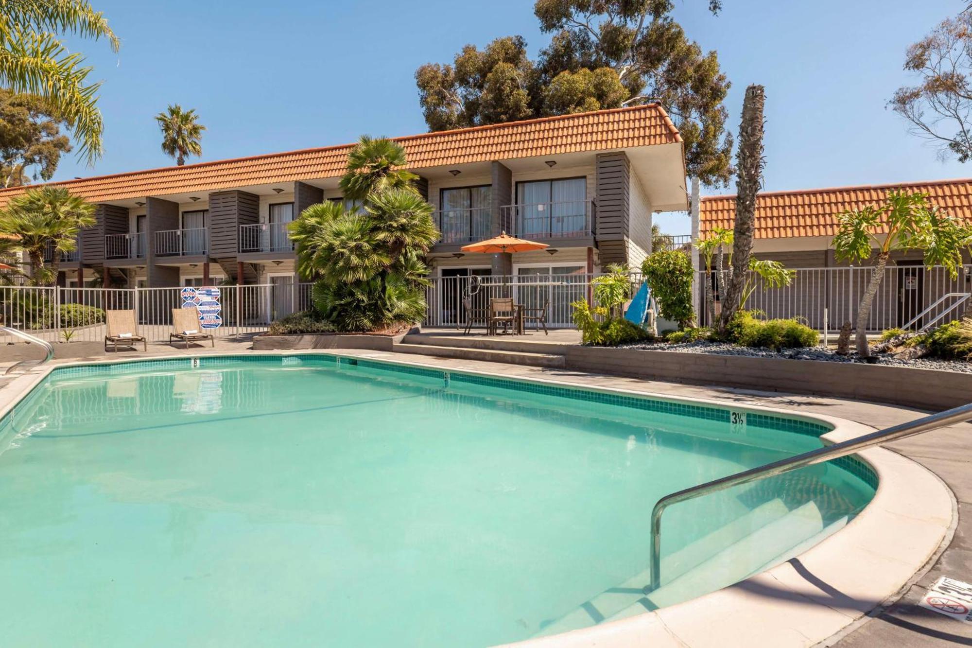 Best Western Oceanside Inn Bagian luar foto